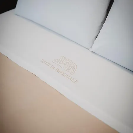 فندق مبيت وإفطار Grotta Imperiale *