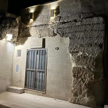 Grotta Imperiale فندق مبيت وإفطار Palagianello